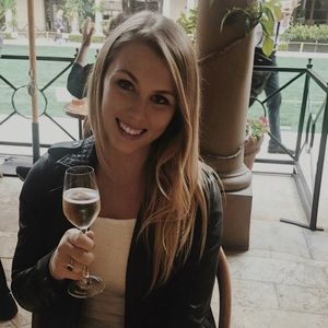 Meet your Posher, Annie